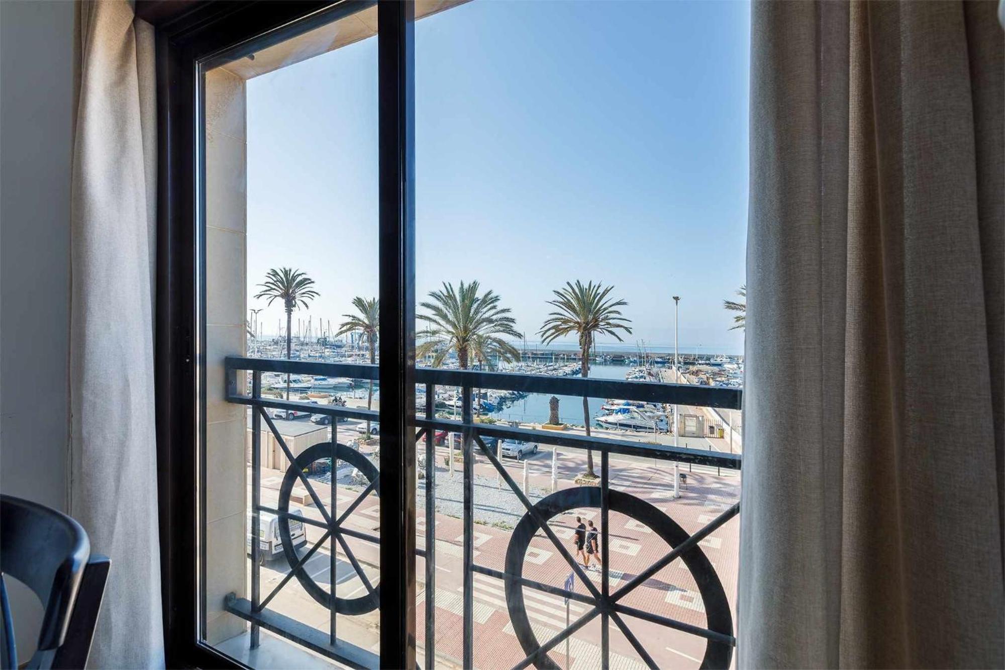 Apartmán A&N Seaport 1B Caleta De Velez Exteriér fotografie